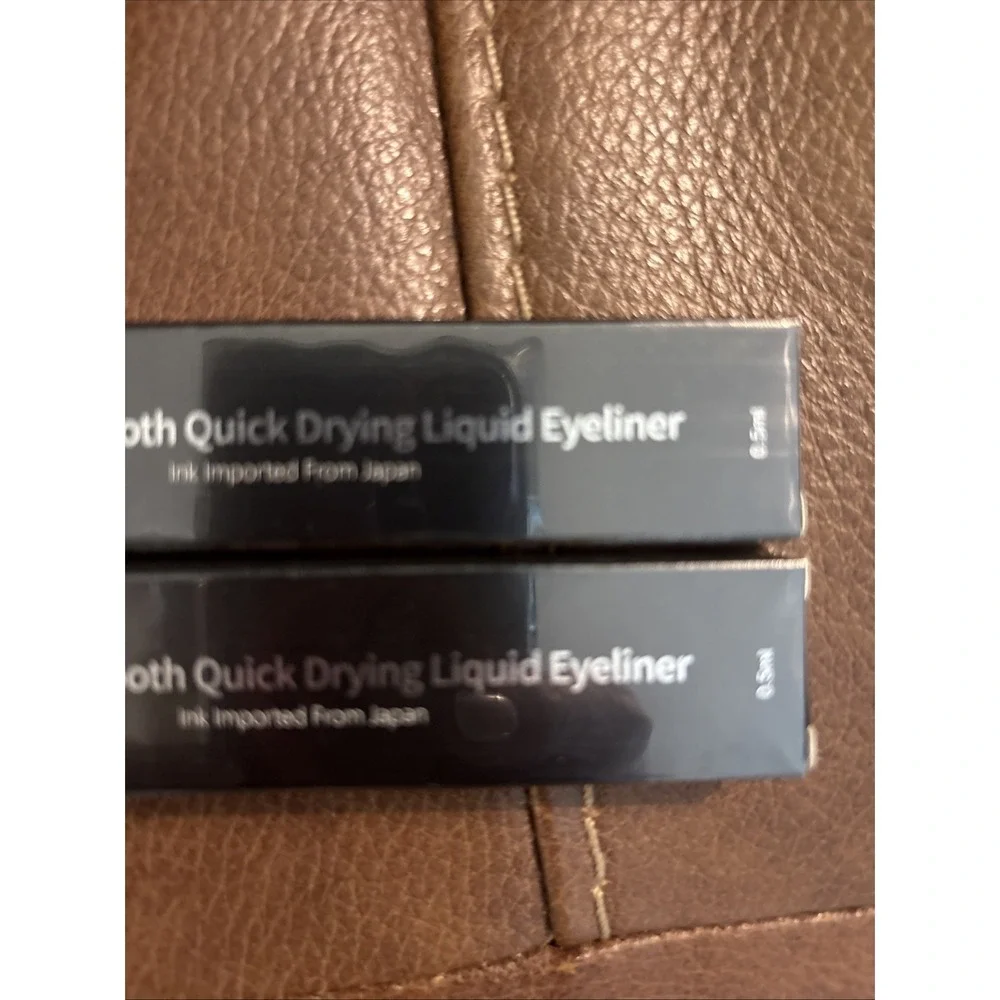 Docolor Waterproof Eyeliner‎ Precise All Day Black Eyeliner Liquid set of 2 new